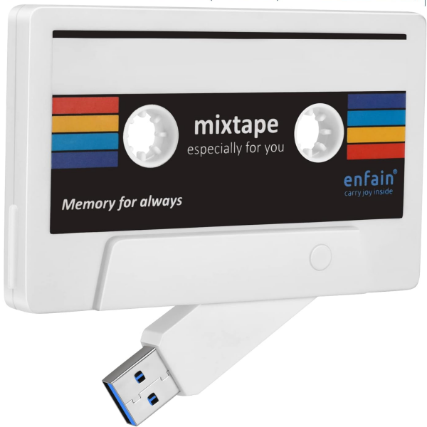 Enfain Flash Drive with Unique Cassette Design